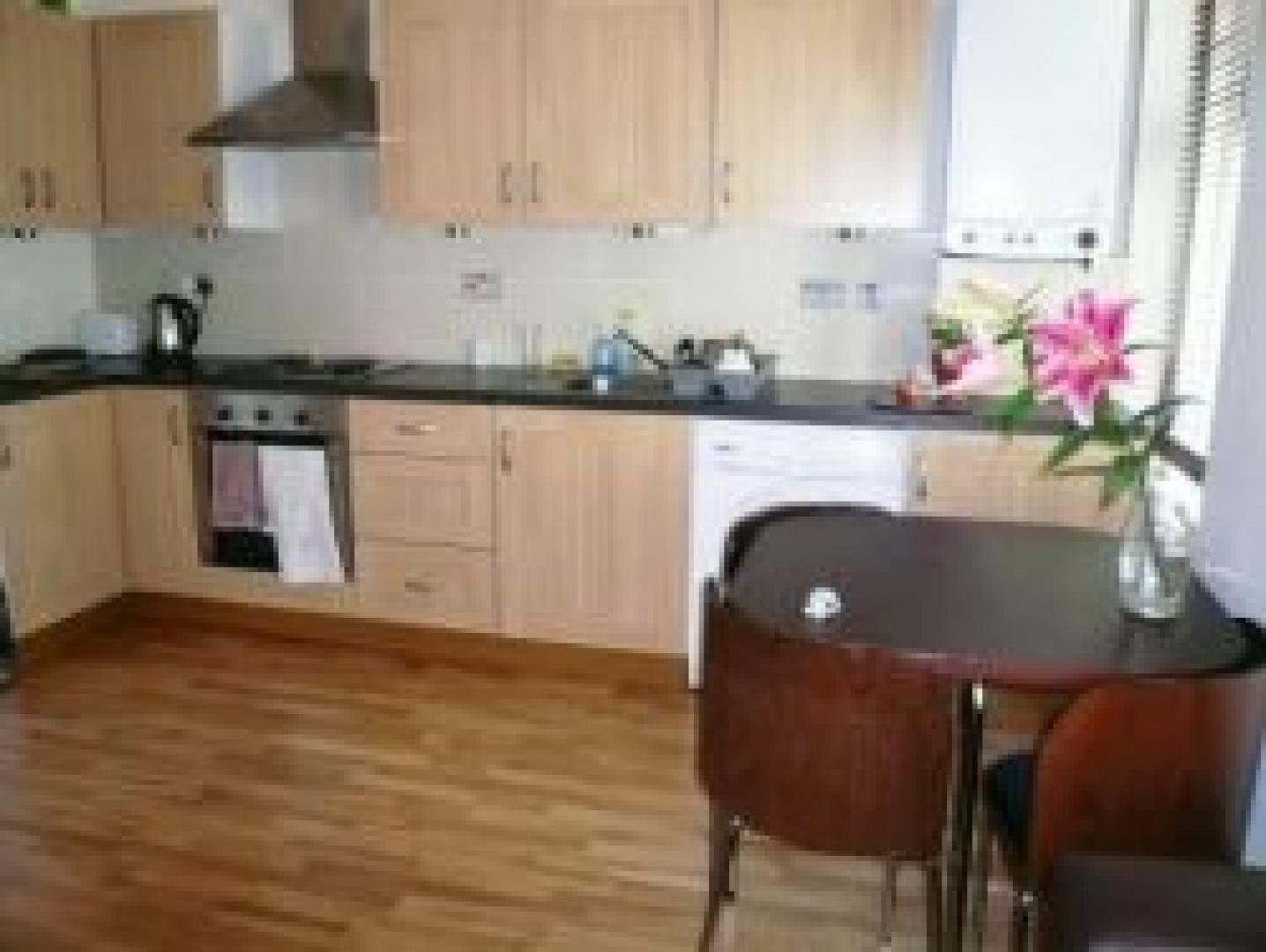 			2 Bedroom, 1 bath, 1 reception Flat			 Ashmore Road, MAIDA VALE/QUEENS PARK